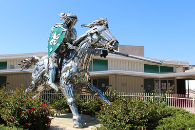 Knight on horse statue - Thousand Oaks High School
